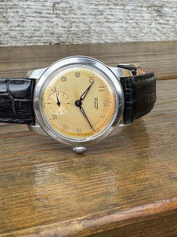 Tissot - Antimagnetique fat case - Zonder minimumprijs -, Nieuw