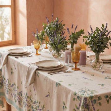 AA154 - Tafelkleed Gobelin Lavendel en Eucalyptus -