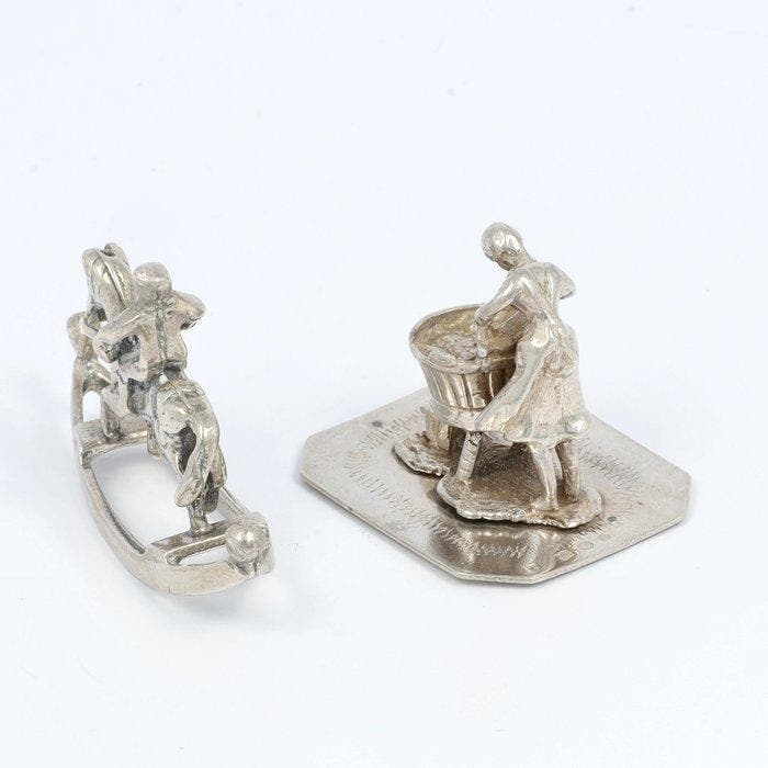 Van Kempen & Begeer - Miniatuur Hobbelpaard en Vrouw bij, Antiek en Kunst, Antiek | Zilver en Goud