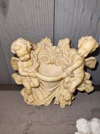 Geïnspireerd door de antieke stijl Wijwatervat (5) -