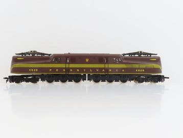 Mehano, AHM H0 - M9655 - Elektrische locomotief (1) - GG1 -, Hobby & Loisirs créatifs