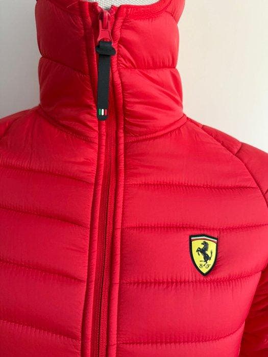 Ferrari - Jas, Collections, Marques automobiles, Motos & Formules 1