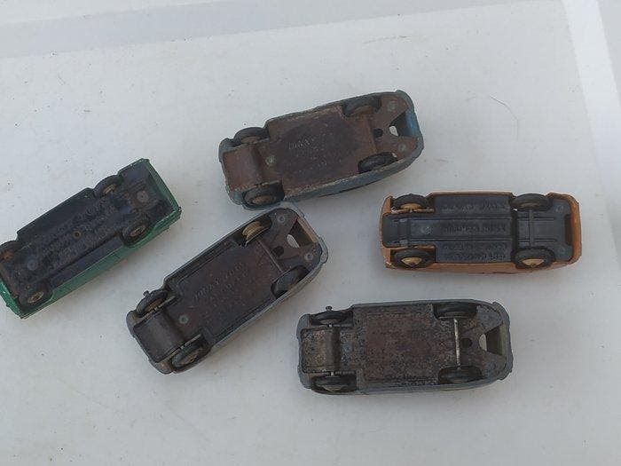 Dinky Toys 1:48 - Model sedan (5) - Original Issues - First, Hobby & Loisirs créatifs, Voitures miniatures | 1:5 à 1:12