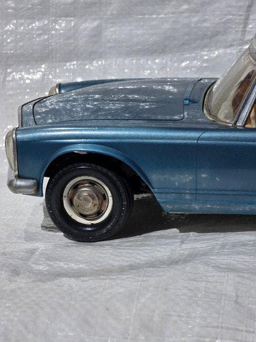 Gama - Model sportwagen - Mercedes, Antiek en Kunst, Antiek | Speelgoed