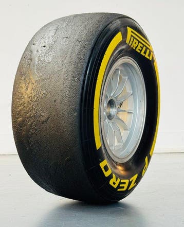 Wiel compleet met band - Formule 1 Pirelli - O.Z. *** NO, Collections