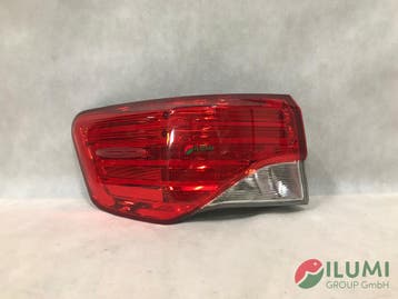 Achterlicht links voor Toyota Avensis T27 Sedan 12-15, Autos : Pièces & Accessoires, Verzenden