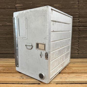 Driessen Aviation - TUI Group - Container - Thomason Fly