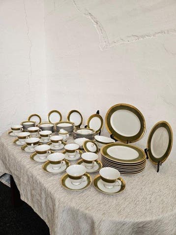 Imperial Deluxe by Sango, 1973 - Diningware ser for 8 person