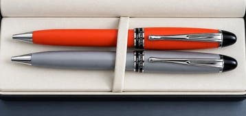 Aurora - Ipsilon Satin Orange e Ipsilon Metal B36 - Sans, Collections