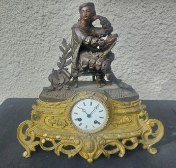 Figurale pendule - Brons, Zinklegering, Messing - 1900-1910