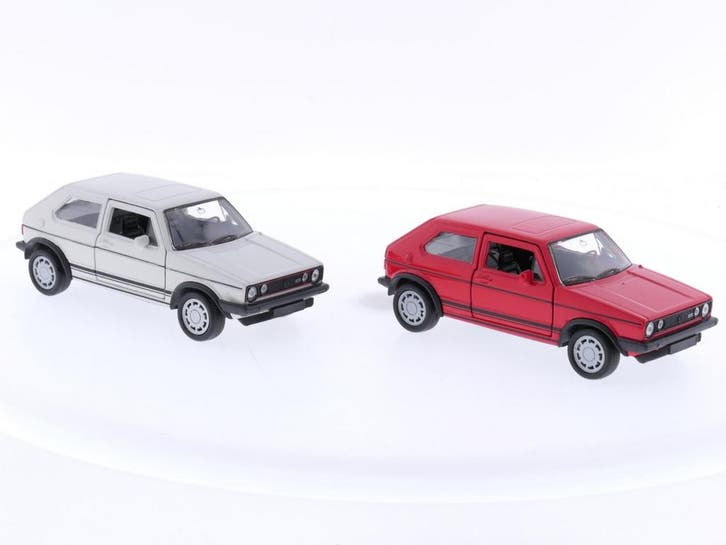 Schaal 1:32 Welly Volkswagen Golf 1 GTI Pirelli Edition S..., Hobby & Loisirs créatifs, Voitures miniatures | 1:32, Enlèvement ou Envoi