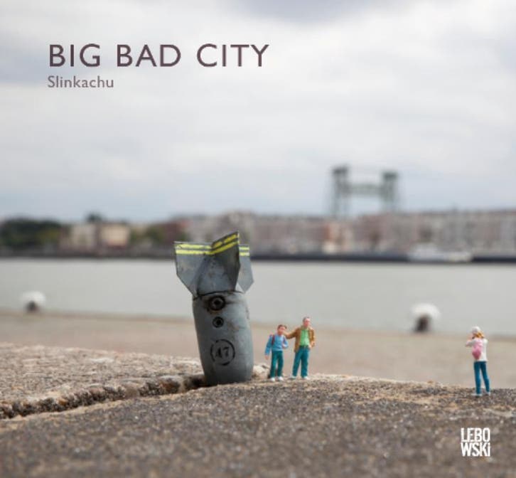 Big bad city 9789048801909 Slinkachu, Livres, Art & Culture | Arts plastiques, Envoi