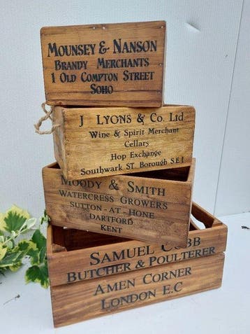 Kist - Hout - Set van vier decoratieve houten bakken
