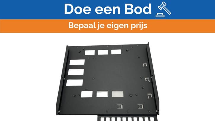 Bieden: Sailor 19 Inch Rack Mount Kit for SAILOR 6080 Power, Watersport en Boten, Navigatiemiddelen en Scheepselektronica, Ophalen of Verzenden