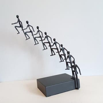 sculptuur, L’art de s’élever - 39 cm - IJzer