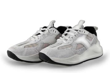 Burberry Sneakers in maat 40 Wit, Verzenden, Wit, Zo goed als nieuw, Sneakers