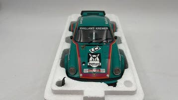 Schuco 1:18 - Modelauto - Porsche 934 RSR Vaillant -, Nieuw