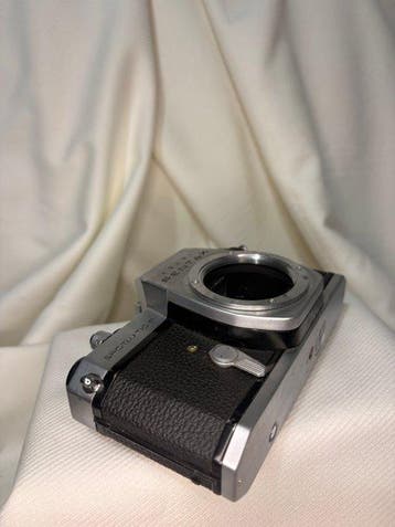 Asahi Pentax Spotmatic F Appareil photo argentique
