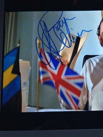 James Bond 007: Never Say Never Again - Rowan Atkinson, Nieuw
