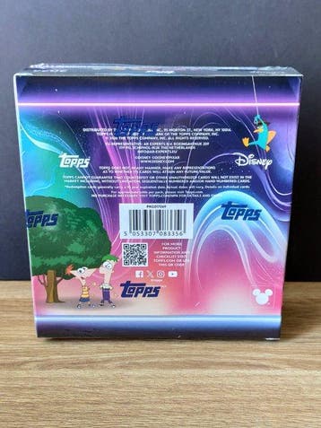 Topps Disney Neon Mega Box - 1 Sealed box