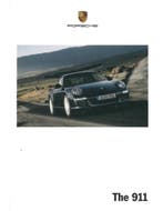 2010 PORSCHE 911 CARRARA | TARGA HARDCOVER BROCHURE ENGELS, Ophalen of Verzenden