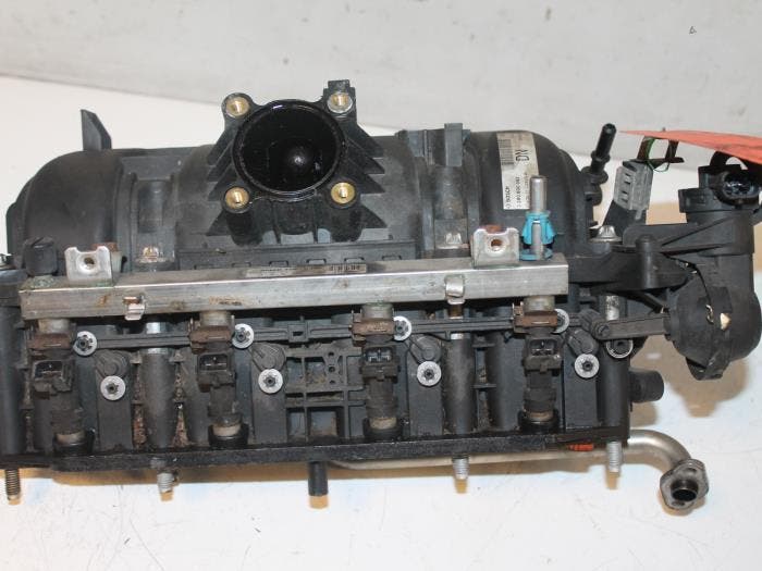 Inlaatspruitstuk Volvo S60 O99650, Auto-onderdelen, Carrosserie