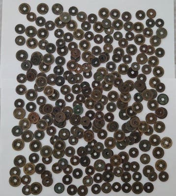 Japan. Cash coin Edo Period, Lot of 1 Kg coins (Zonder