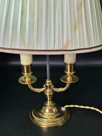 Style Empire / Néoclassique (Réédition dun modèle du XIXe