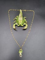 Collection boites émaillé – Boîte scorpion avec pendentif +, Antiek en Kunst