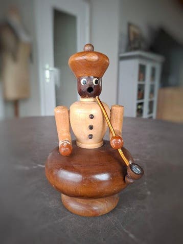 Kerstdecoratie (22) - Hout - Erzgebirge figuurtjes