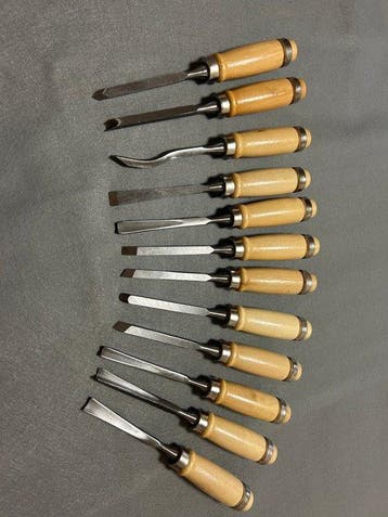 Japanese Wood Carving Chisel Set (12 Pieces) - Traditional