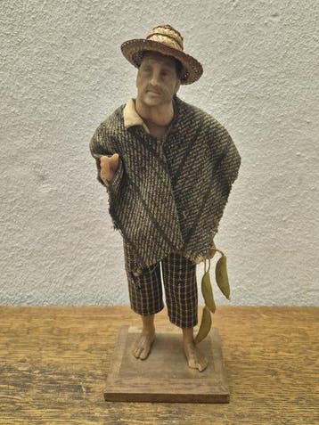 Rafael Ramirez - Beeldje - Contadino con cappello e banane -, Antiek en Kunst