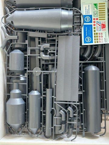 TRIX 1:160 - Modelbouwdoos - Blast furnace building kit, Nieuw