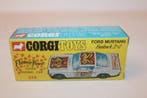 Corgi 1:46 - Voiture miniature - No. 348 - Ford Mustang