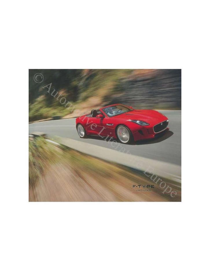 2013 JAGUAR F TYPE MEDIA HARDCOVER BROCHURE ENGELS, Livres, Autos | Brochures & Magazines