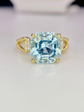 Ring - 14 karaat Geel goud - 5.20ct. tw. Aquamarijn -, Nieuw