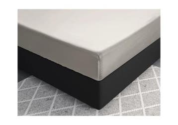 PRIMAVIERA DELUXE Satijnen Hoeslaken Creme - 70 x 200, Nieuw