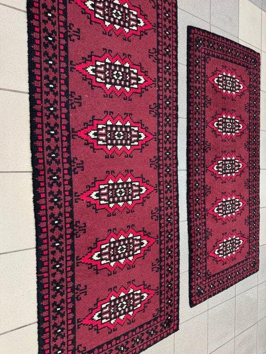 selbstbaft - Tapis - 2.22 m - 0.9 cm, Maison & Meubles, Ameublement | Tapis & Moquettes