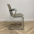 Casala Onyx II vergaderstoel / sledestoel,  wit/taupe -, Gebruikt, Eén