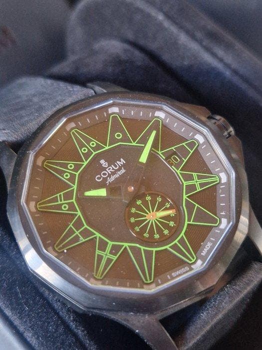 Corum - Admirals Cup - A395/04541 - Heren - 2025, Bijoux, Sacs & Beauté, Montres | Hommes
