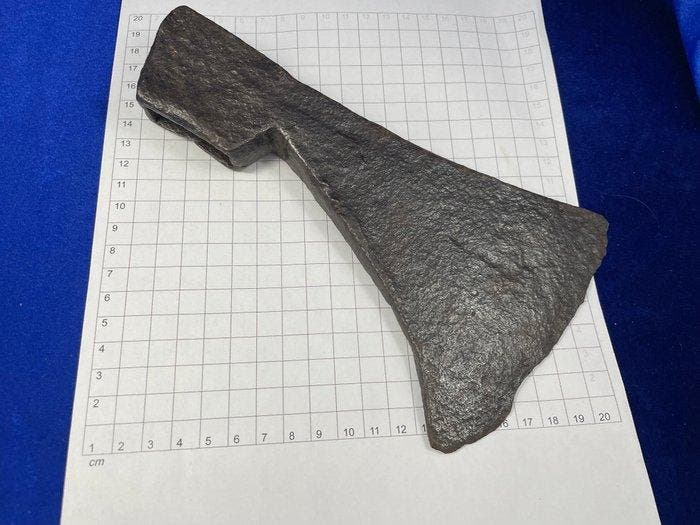 Middeleeuws IJzer (gegoten/gesmeed) Strijdbijl - 21 cm, Antiek en Kunst, Antiek | Overige Antiek