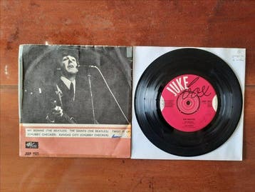 Beatles - 9 x Early Beatle singles from Norway most in, Nieuw in verpakking