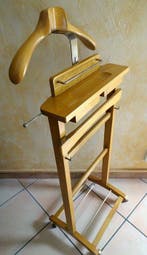 Dressboy - Verguld hout - nachtbediende