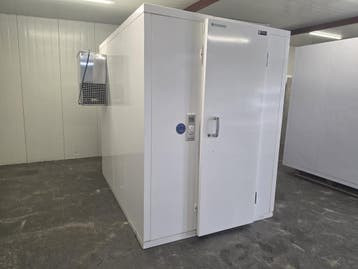 Koelcel 150 x 210 x 196 cm stekker klaar