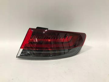 Renault Megane IV HB 20- Lift Achterlicht Rechts LED Europa, Verzenden, Gebruikt