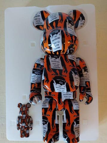 Medicom Toy - Be@rbrick 400% & 100% Banksy & Brandalism