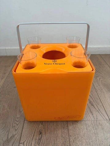 Veuve Clicquot, Porsche Design - “The Ice Cube” 2009 |