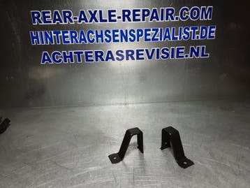 Opvanghaak in motorruimte Opel Ascona A, Manta A., Verzenden, Gebruikt, Opel