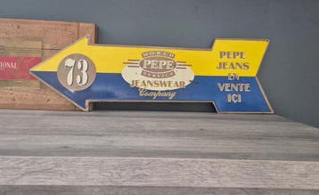 redskins - Plaque emaillée publicitaire pepe jeans - Pepe