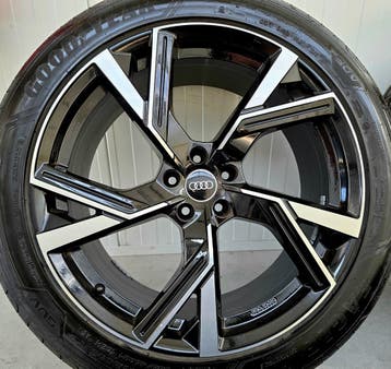 Audi e-tron Q7 Q8 Touareg 21 inch velgen zomerbanden Deep bl, Autos : Pièces & Accessoires, Verzenden, Velg(en)